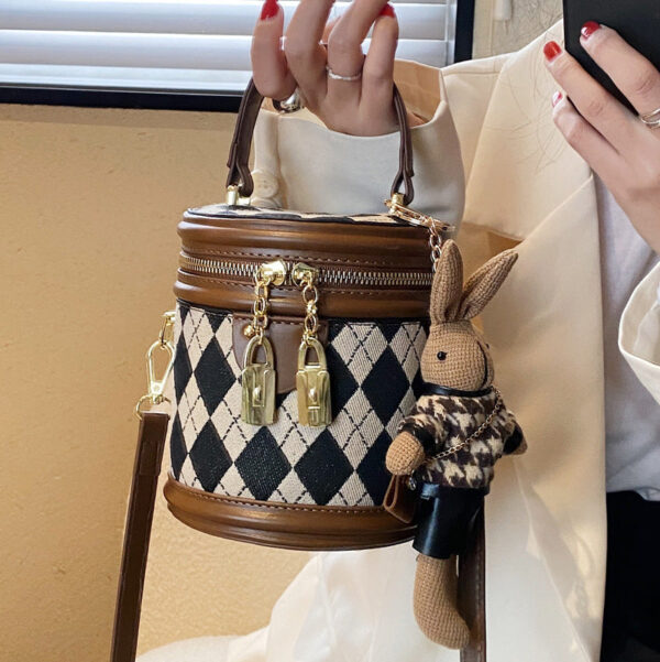 Design crossbody bag